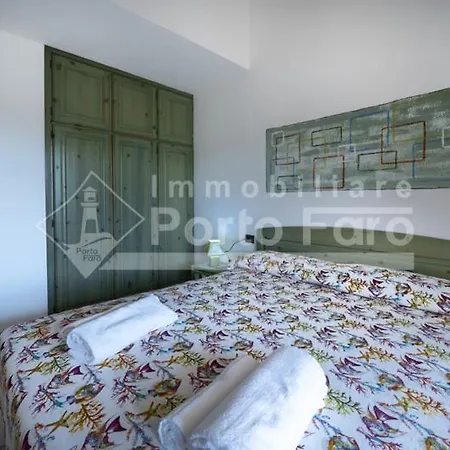 Villa 18 Baia Faro - Grazioso Bilocale Mansardato A Baia Del Faro Palau